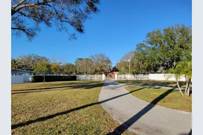 1730 Robinhood Lane, Clearwater, FL 33764 - Photo 23