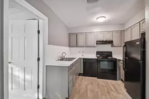 1921 W State St, Tampa, FL 33606 - Photo 5