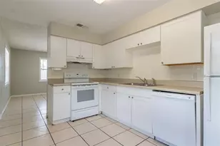 6001 Crestridge Rd, Tampa, FL 33634 - Photo 21