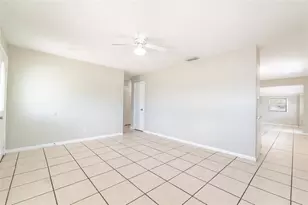 6001 Crestridge Rd, Tampa, FL 33634 - Photo 5