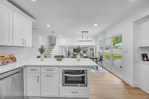 22369 Southshore Dr, Land O Lakes, FL 34639 - Photo 11