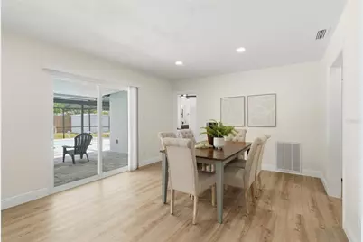 2580 68th Avenue S, Saint Petersburg, FL 33712 - Photo 9
