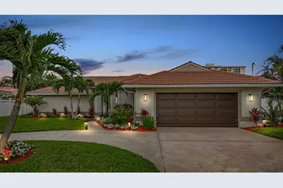 324 Leeward Island, Clearwater Beach, FL 33767 - Photo 3