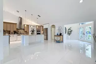 324 Leeward Island, Clearwater Beach, FL 33767 - Photo 15