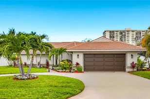 324 Leeward Island, Clearwater Beach, FL 33767 - Photo 1