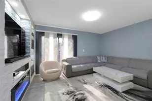 4101 Brigadoon Cir, Clearwater, FL 33759 - Photo 5