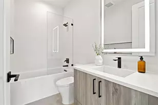 1076 Snell Isle Blvd NE, Saint Petersburg, FL 33704 - Photo 35