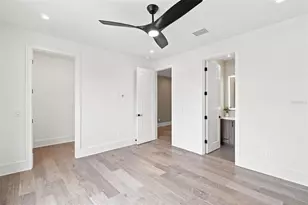1076 Snell Isle Blvd NE, Saint Petersburg, FL 33704 - Photo 31