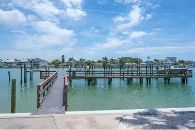 10133 Gulf Boulevard #E4, Saint Petersburg, FL 33706 - Photo 5