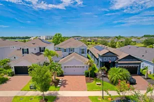 6135 Voyagers Pl, Apollo Beach, FL 33572 - Photo 3