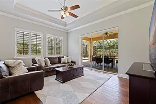 3162 Foxwood Ln, Tarpon Springs, FL 34688 - Photo 25