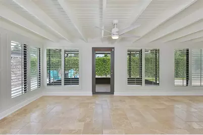 14651 Village Glen Circle, Tampa, FL 33618 - Photo 11