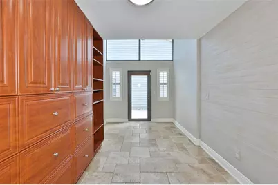 14651 Village Glen Circle, Tampa, FL 33618 - Photo 13
