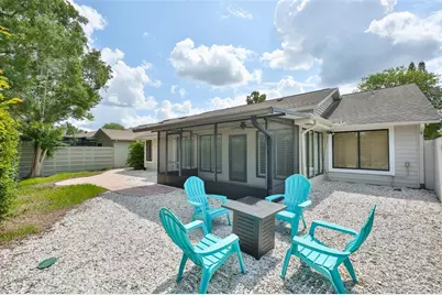 14651 Village Glen Circle, Tampa, FL 33618 - Photo 37