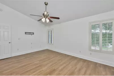 14651 Village Glen Circle, Tampa, FL 33618 - Photo 25