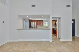 14651 Village Glen Cir, Tampa, FL 33618 - Photo 13