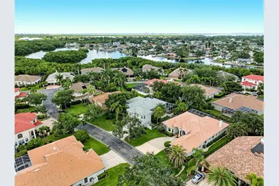 1246 Darlington Oak Circle NE, Saint Petersburg, FL 33703 - Photo 55