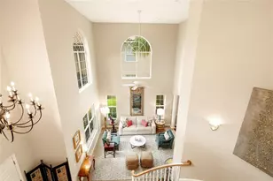 1246 Darlington Oak Cir NE, Saint Petersburg, FL 33703 - Photo 7