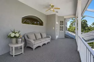 1246 Darlington Oak Cir NE, Saint Petersburg, FL 33703 - Photo 27