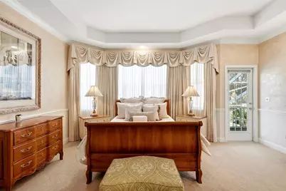 1246 Darlington Oak Circle NE, Saint Petersburg, FL 33703 - Photo 27