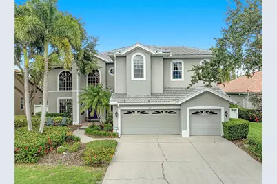 1246 Darlington Oak Circle NE, Saint Petersburg, FL 33703 - Photo 1