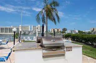 10152 Regal Dr, Largo, FL 33774 - Photo 41