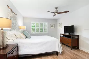 10152 Regal Dr, Largo, FL 33774 - Photo 17