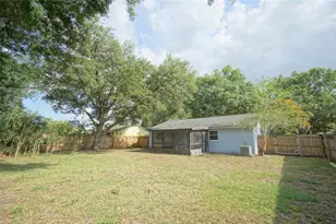5117 Ellendale Ave, Tampa, FL 33625 - Photo 9