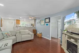 7906 Woodvine Cir, Tampa, FL 33615 - Photo 7
