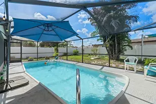 7906 Woodvine Cir, Tampa, FL 33615 - Photo 25