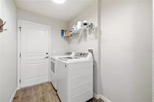 13403 Lelani Dr, Weeki Wachee, FL 34614 - Photo 23