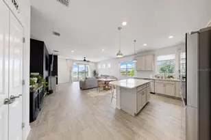 6206 Mooring Line Cir, Apollo Beach, FL 33572 - Photo 17