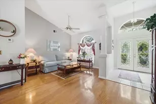 3702 Cypress Meadows Rd, Tampa, FL 33624 - Photo 3