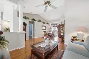 3702 Cypress Meadows Rd, Tampa, FL 33624 - Photo 17