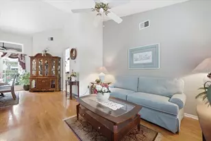 3702 Cypress Meadows Rd, Tampa, FL 33624 - Photo 15
