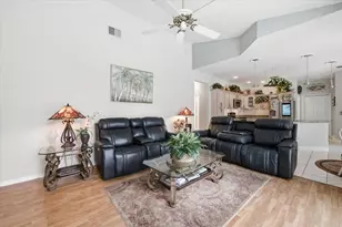 3702 Cypress Meadows Rd, Tampa, FL 33624 - Photo 11