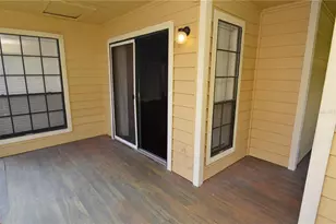 8621 Fancy Finch Dr, Tampa, FL 33614 - Photo 55