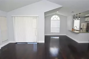 8621 Fancy Finch Dr, Tampa, FL 33614 - Photo 17