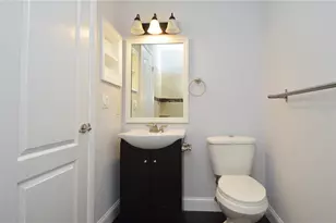 8621 Fancy Finch Dr, Tampa, FL 33614 - Photo 37