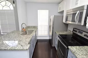 8621 Fancy Finch Dr, Tampa, FL 33614 - Photo 9