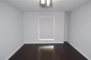8621 Fancy Finch Dr, Tampa, FL 33614 - Photo 21