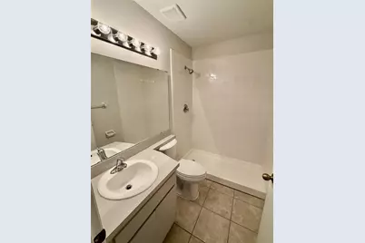3943 37th Street Court W, Bradenton, FL 34205 - Photo 11