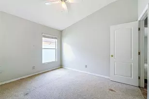2003 Berry Lake Dr, Brandon, FL 33510 - Photo 39
