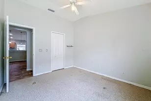 2003 Berry Lake Dr, Brandon, FL 33510 - Photo 37