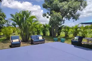 90 Oakland Hills Ct, Rotonda West, FL 33947 - Photo 35