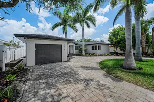 1014 Boca Ciega Isle Dr, Saint Pete Beach, FL 33706 - Photo 7