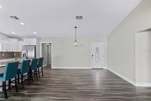 3276 Fox Hill Dr, Clearwater, FL 33761 - Photo 11