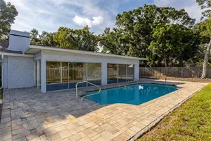 3276 Fox Hill Dr, Clearwater, FL 33761 - Photo 3