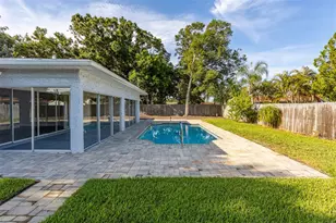 3276 Fox Hill Dr, Clearwater, FL 33761 - Photo 31