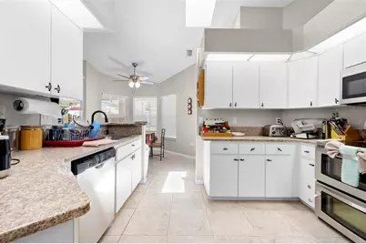 14185 Segovia Street, Spring Hill, FL 34609 - Photo 19